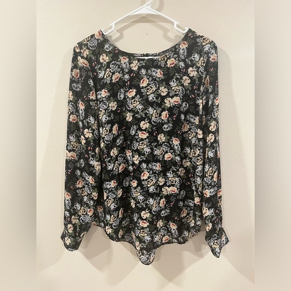 Rose & Olive Tops - Rose and olive shirt